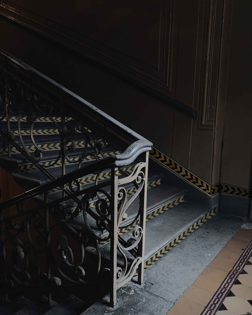 MAJORELLE - GOLD METALLIC BORDER